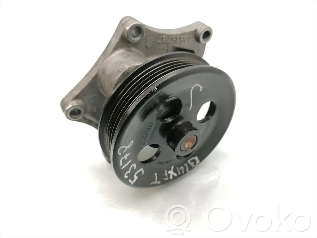 Opel Astra K Water pump 