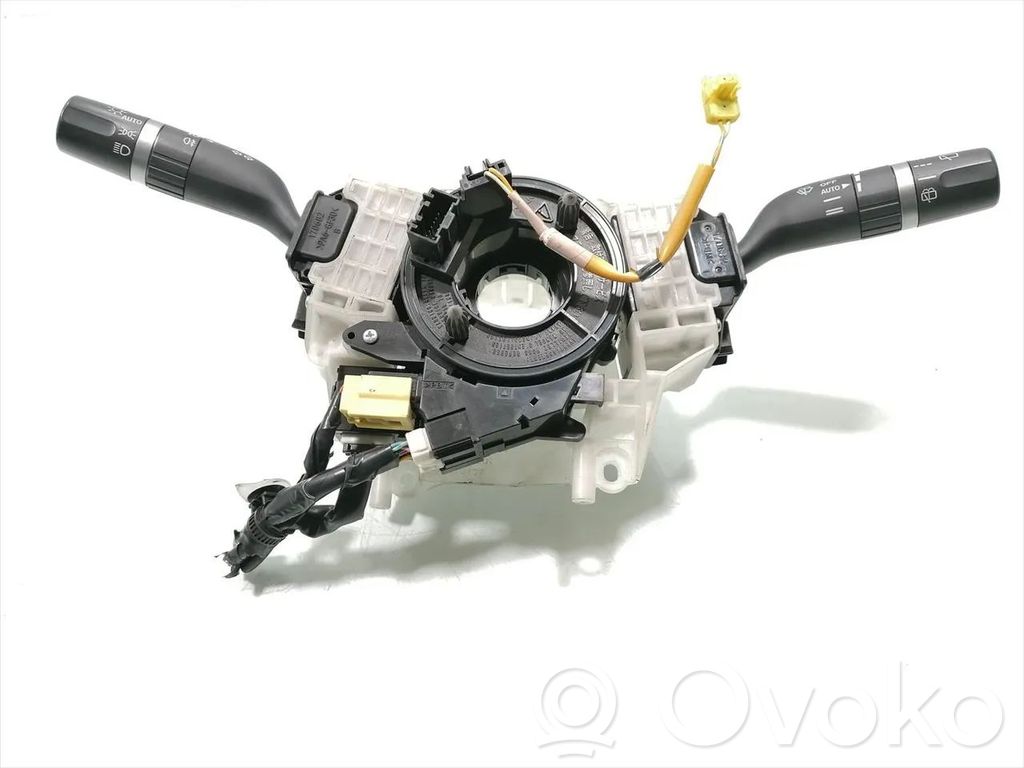 Mazda 3 II Wiper turn signal indicator stalk/switch 