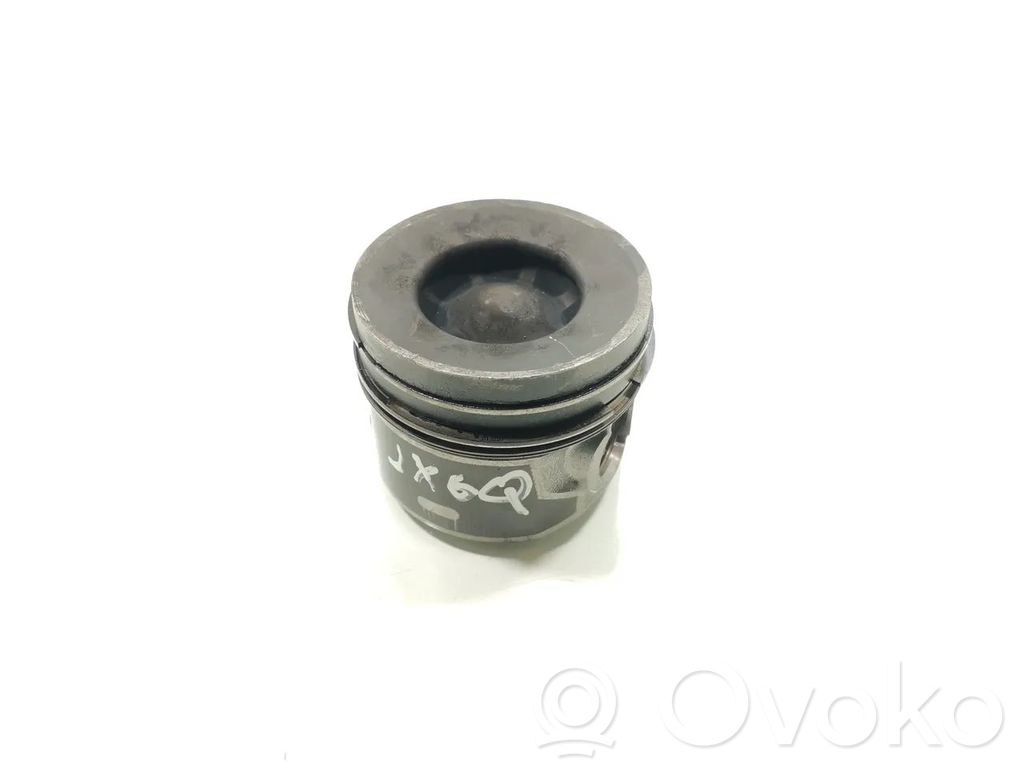 Ford Focus Piston 