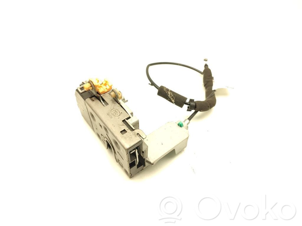 Cerradura de puerta delantera
