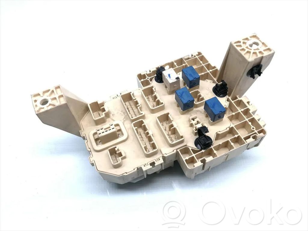 Central body control module   3677051K00