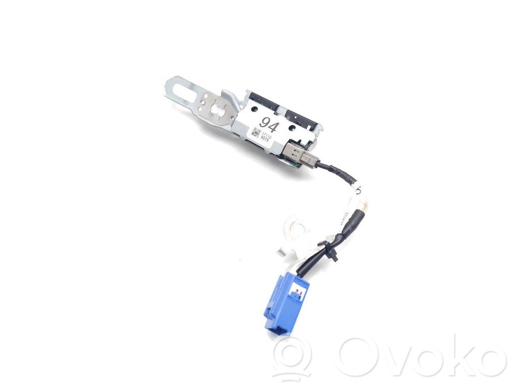 Lexus NX Antenos stiprintuvas 