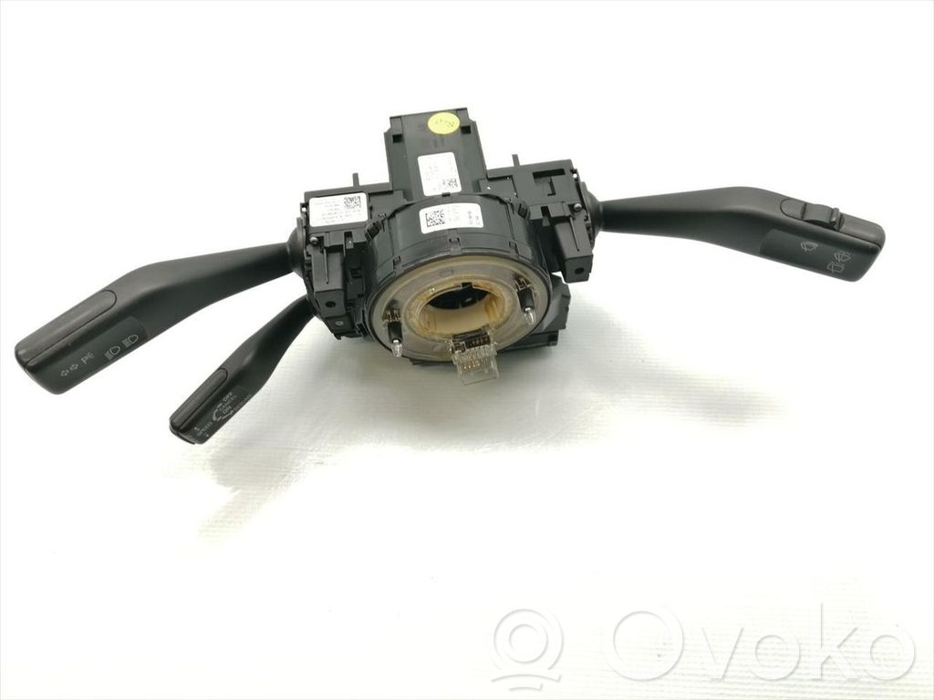 Volkswagen PASSAT B6 Pyyhkimen/suuntavilkun vipukytkin