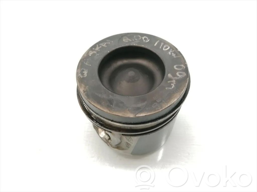 Piston
