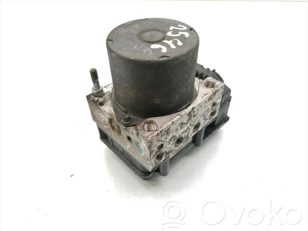 Nissan Qashqai Pompe ABS 