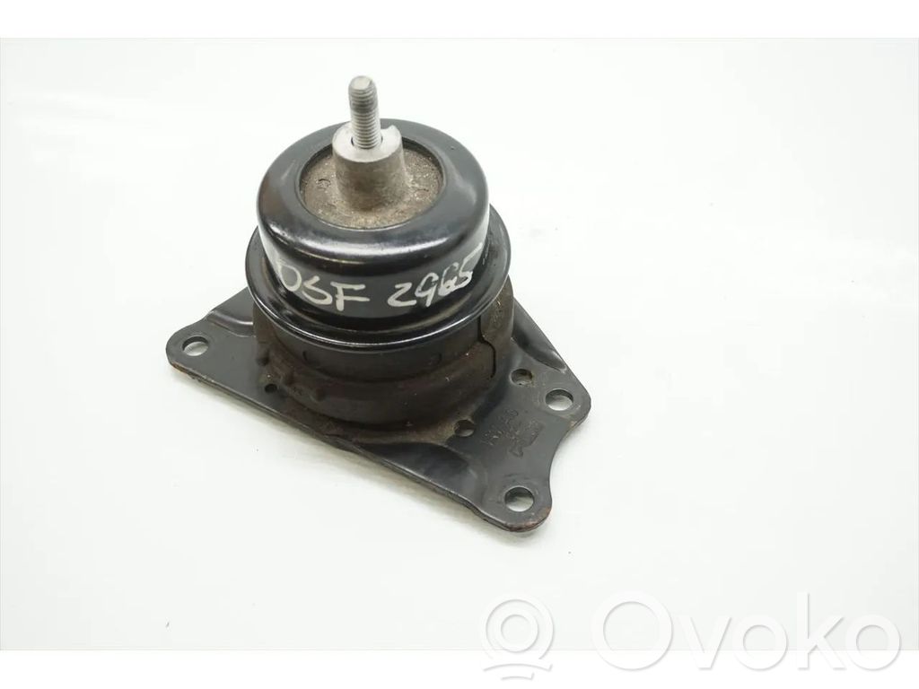 Seat Ibiza IV (6J,6P) Engine mount bracket 