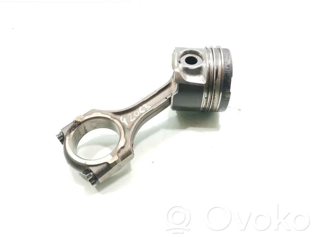 Toyota RAV 4 (XA30) Piston with connecting rod 