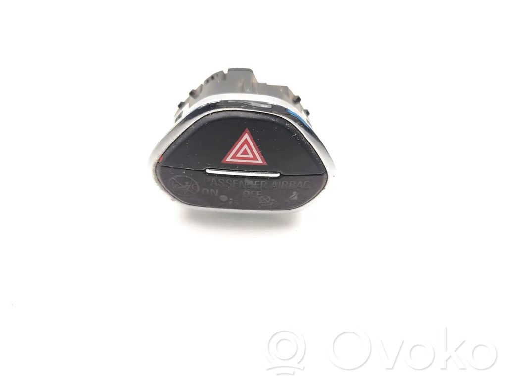 Opel Corsa E Botón interruptor de luz de peligro 