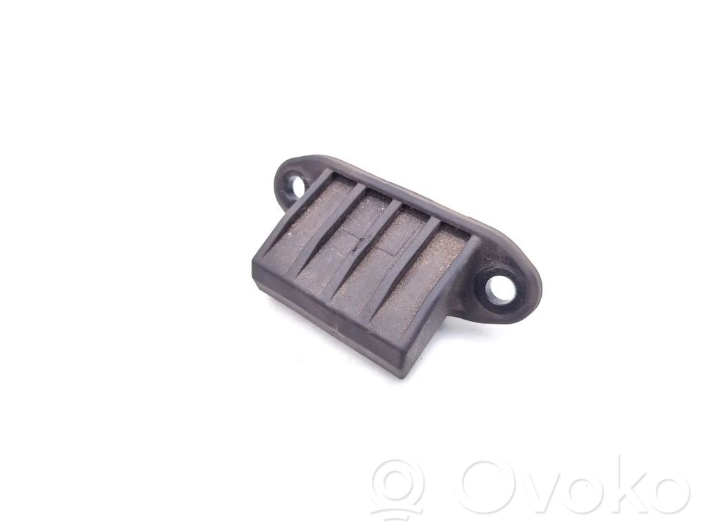 Toyota RAV 4 (XA40) Tailgate opening switch 