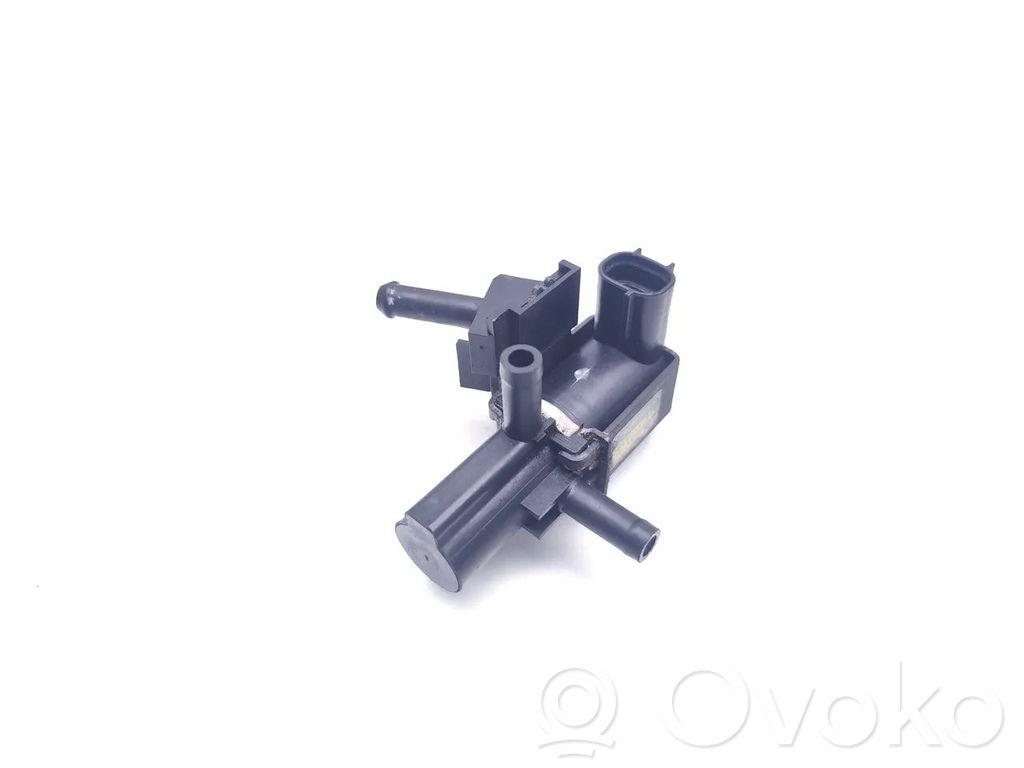 Mazda 2 Vacuum valve 