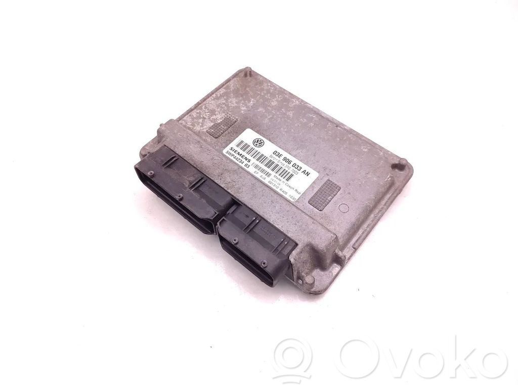 Skoda Fabia Mk1 (6Y) Engine control unit/module 