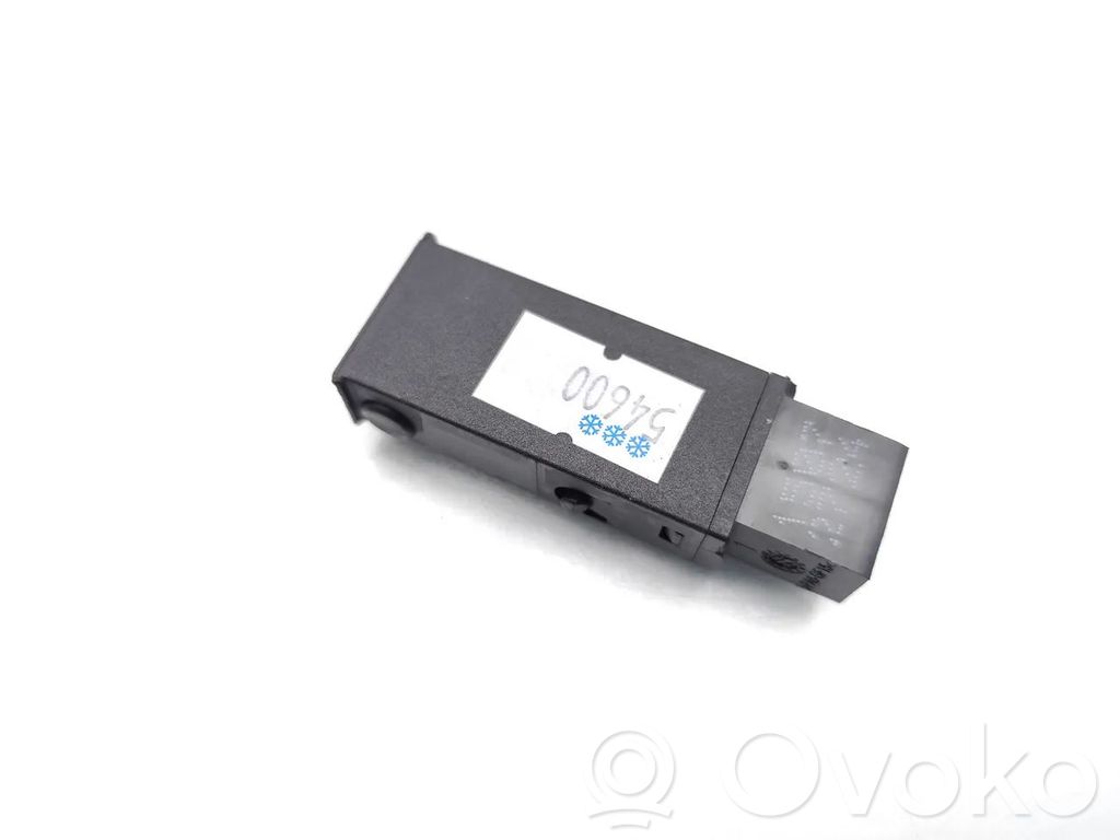 Opel Cascada AUX in-socket connector 