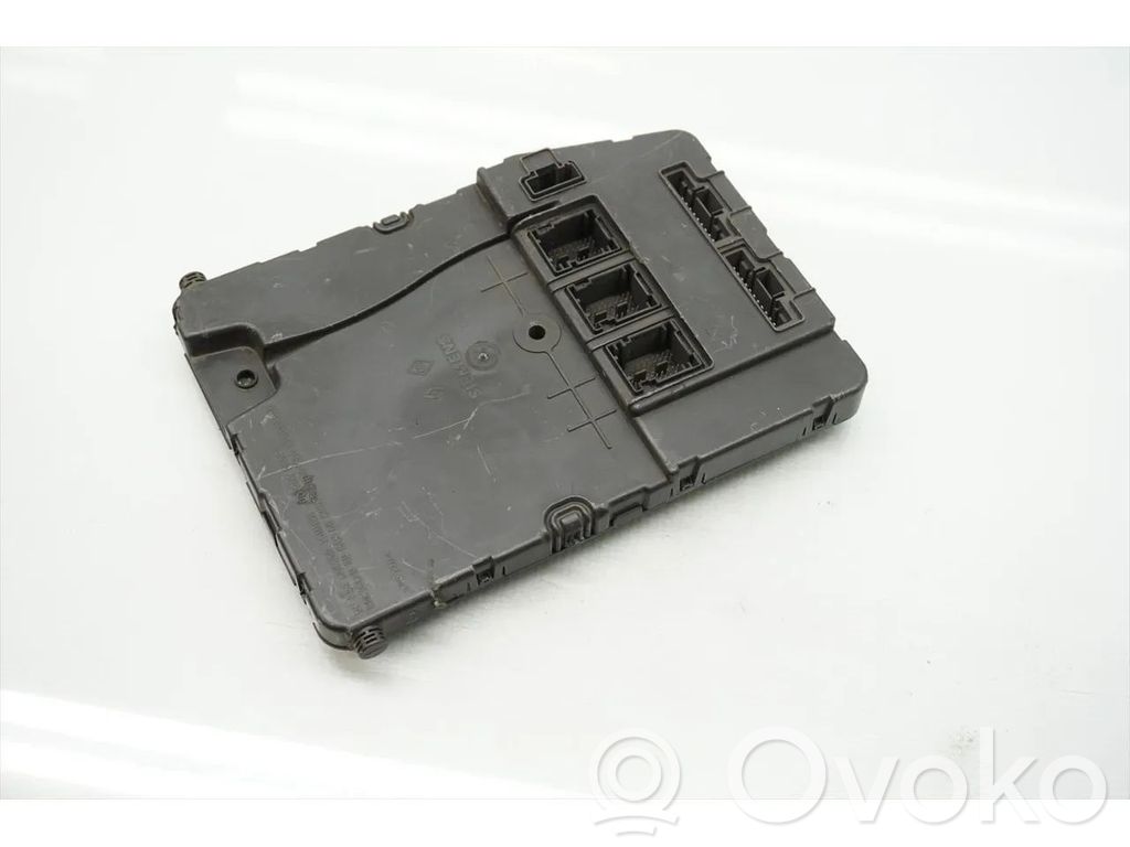 Renault Megane II Central body control module 