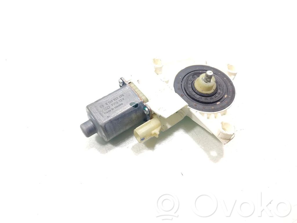 Mechanizm podnoszenia szyby tylnej bez silnika   0130822474