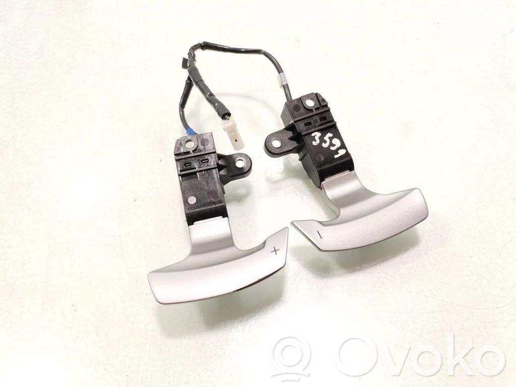 Subaru Legacy Interruptores/botones de la columna de dirección 