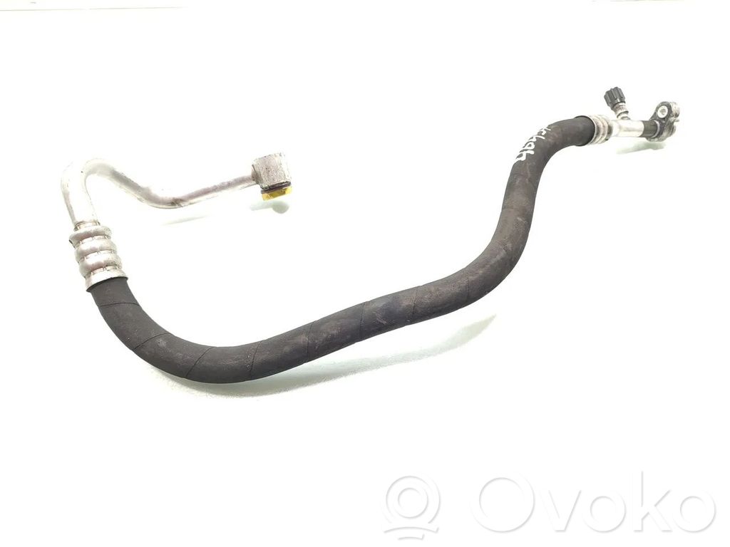 Air conditioning (A/C) pipe/hose