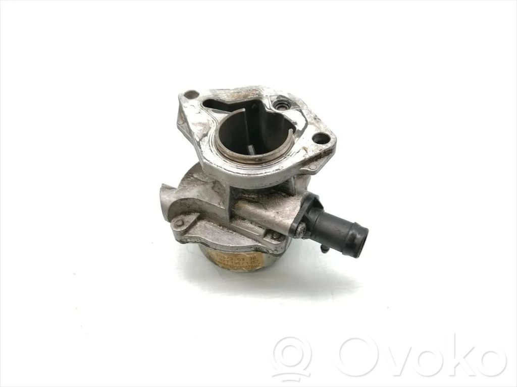 Nissan Qashqai Pompa podciśnienia 