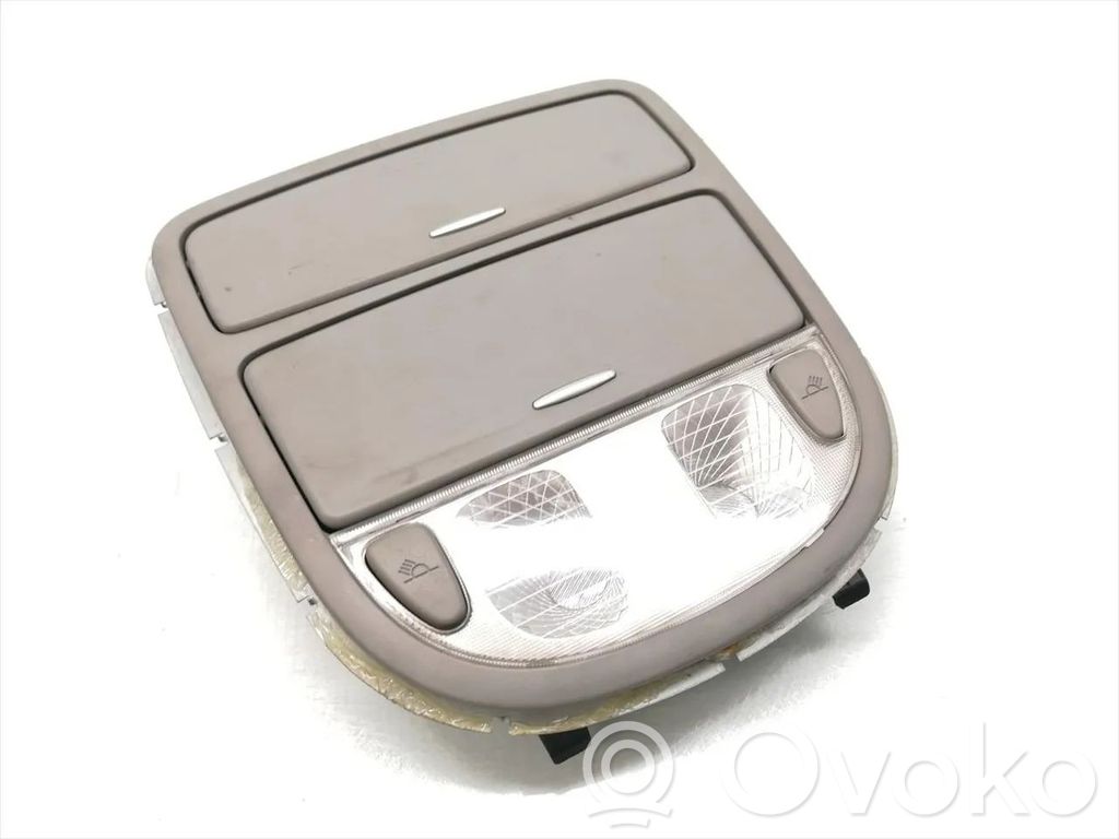 Hyundai Santa Fe Luz del asiento delantero 