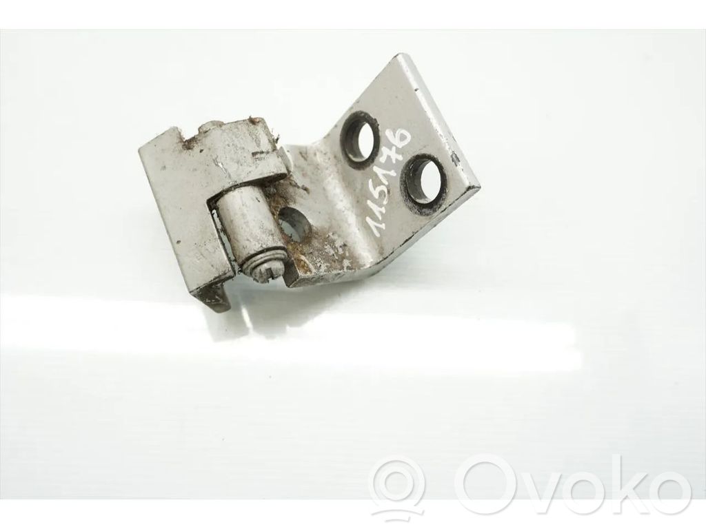 BMW X5 E53 Rear door upper hinge 