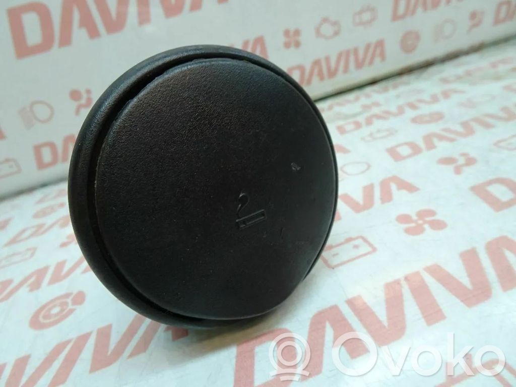 Chrysler Voyager Ashtray (front) 