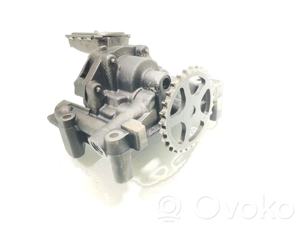 Peugeot 407 Oil pump 