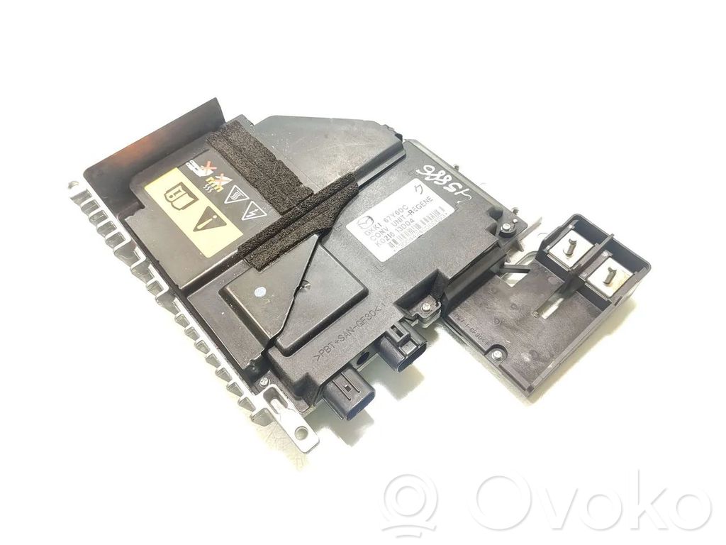 Mazda 6 Voltage converter/converter module 