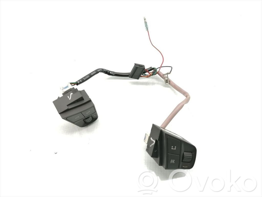 Opel Antara Boutons / interrupteurs volant 