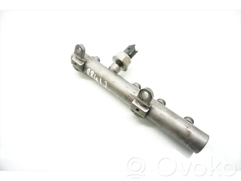 Volkswagen Touareg I Fuel main line pipe 