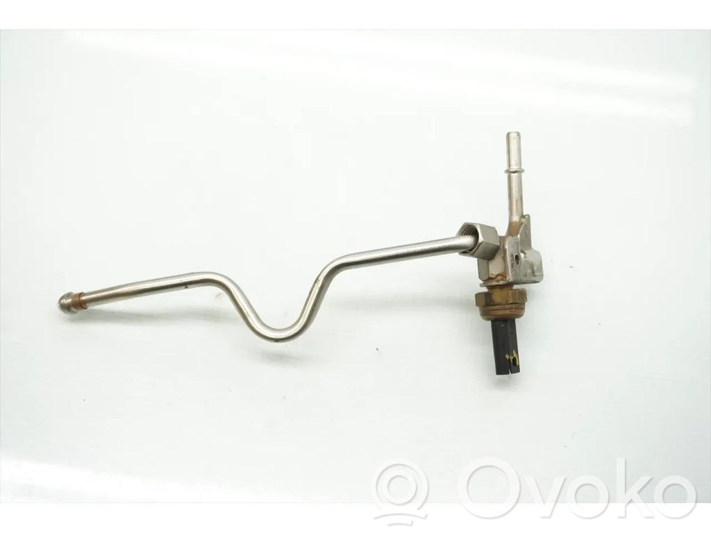 BMW 3 E90 E91 Degvielas caurulīte (-es) 