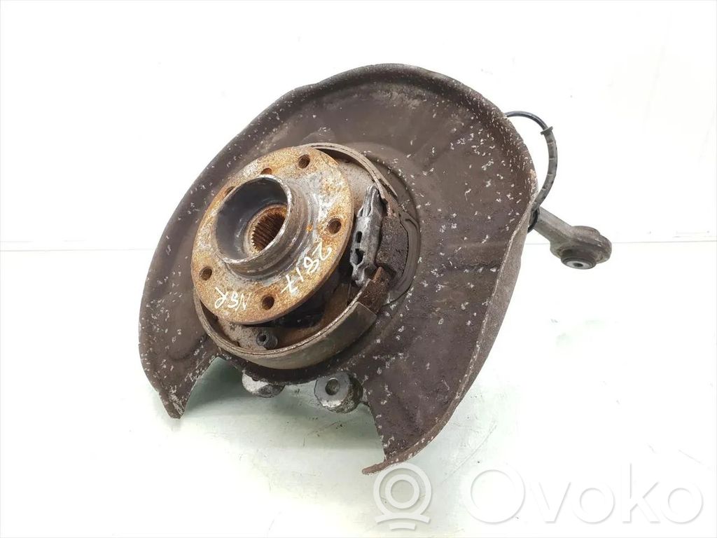 Rear wheel hub