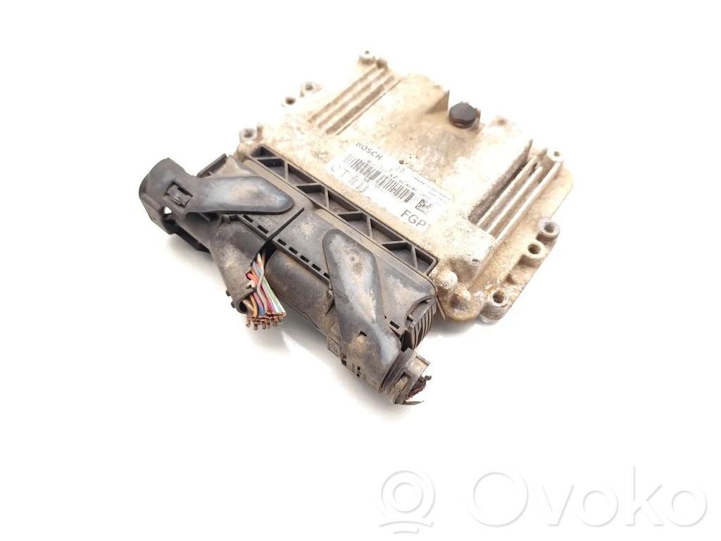 Opel Zafira B Engine control unit/module 