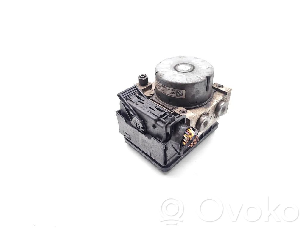 Ford Mondeo MK V Bomba de ABS 