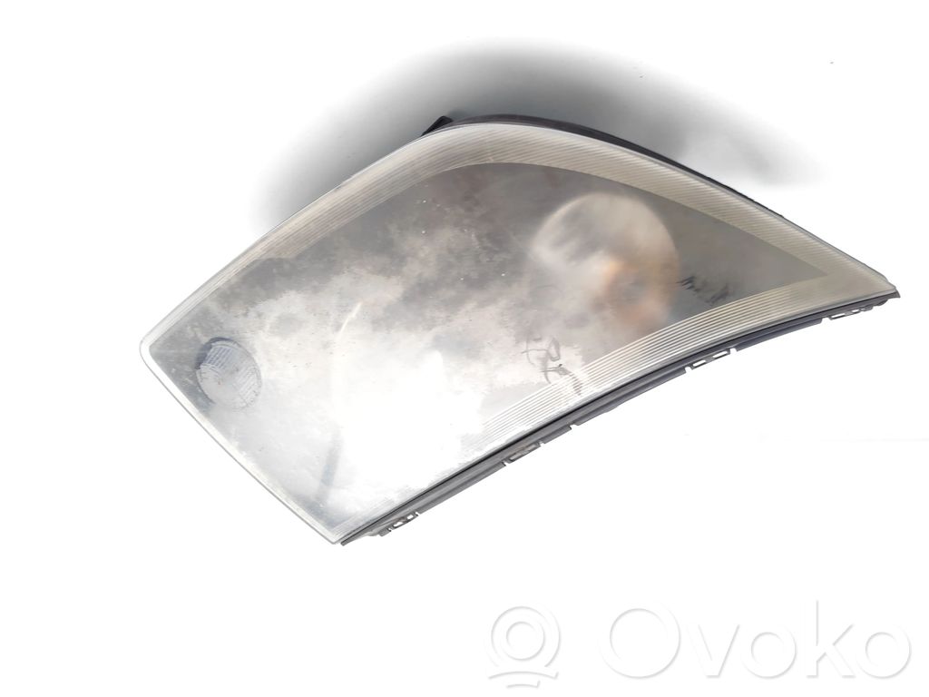 Volkswagen Crafter Lampa przednia 