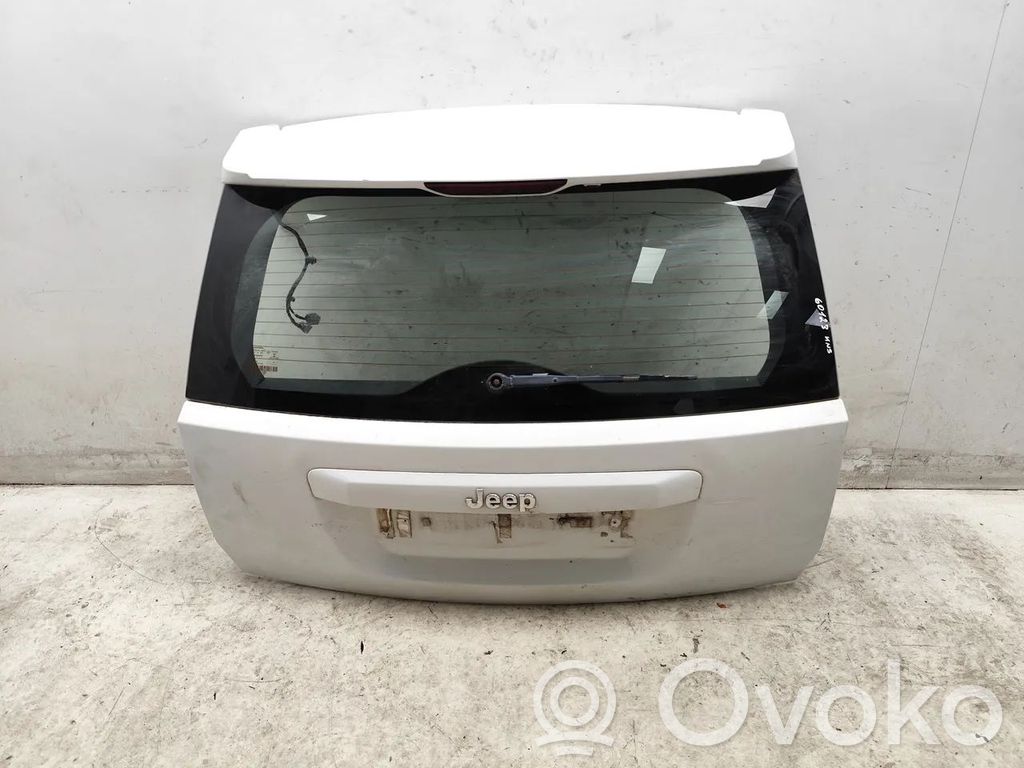 Tailgate/trunk/boot lid