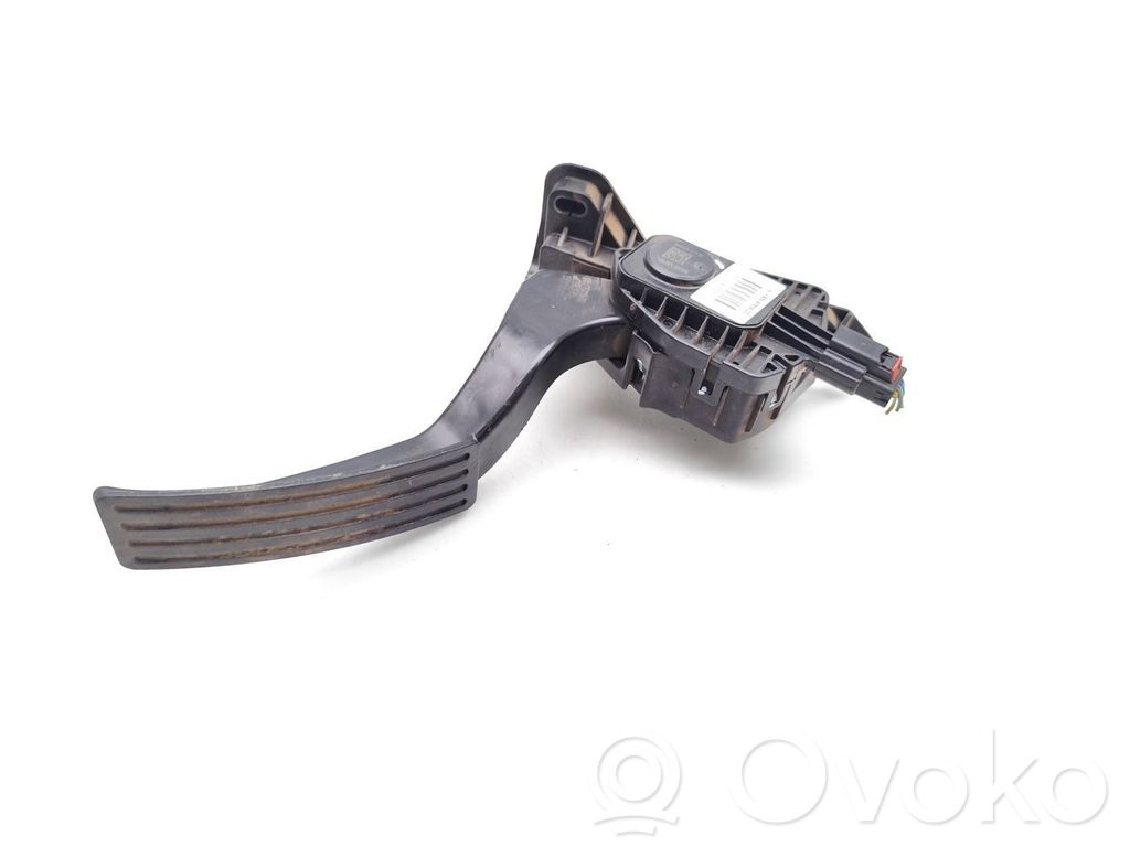 Pédale d'accélérateur   AB399F836CC