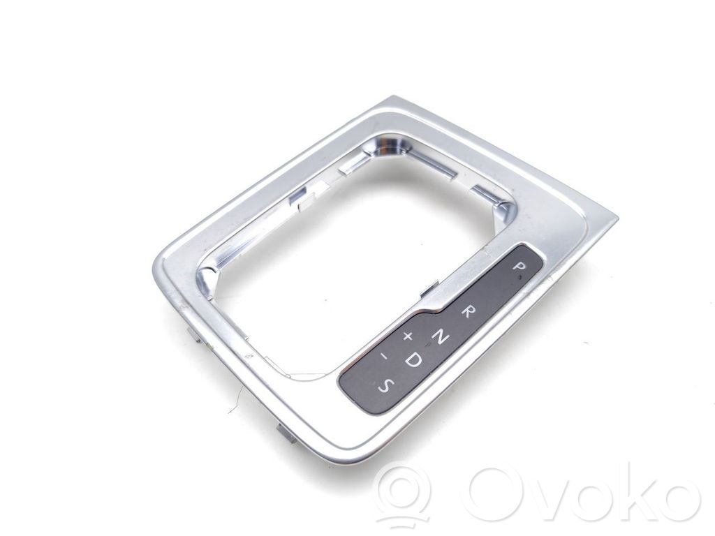 Volkswagen PASSAT CC Rivestimento in plastica cornice della leva del cambio