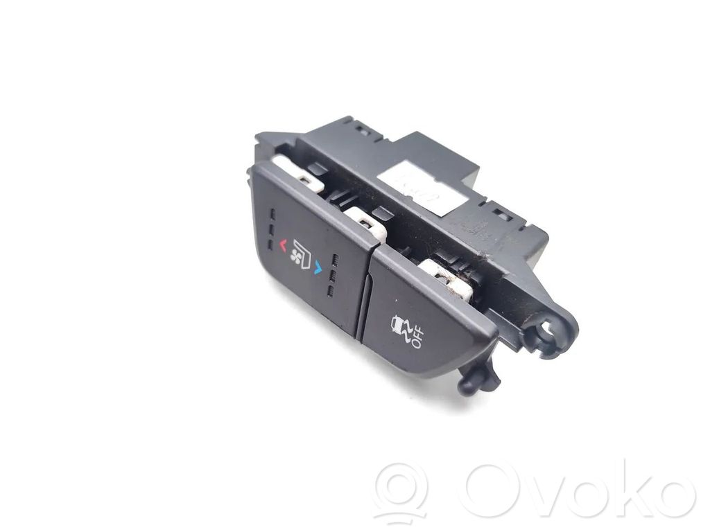 Hyundai i40 Interruptor de calefacción del asiento 