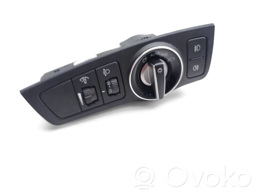 Interrupteur d’éclairage   933003Z950,39R1071000