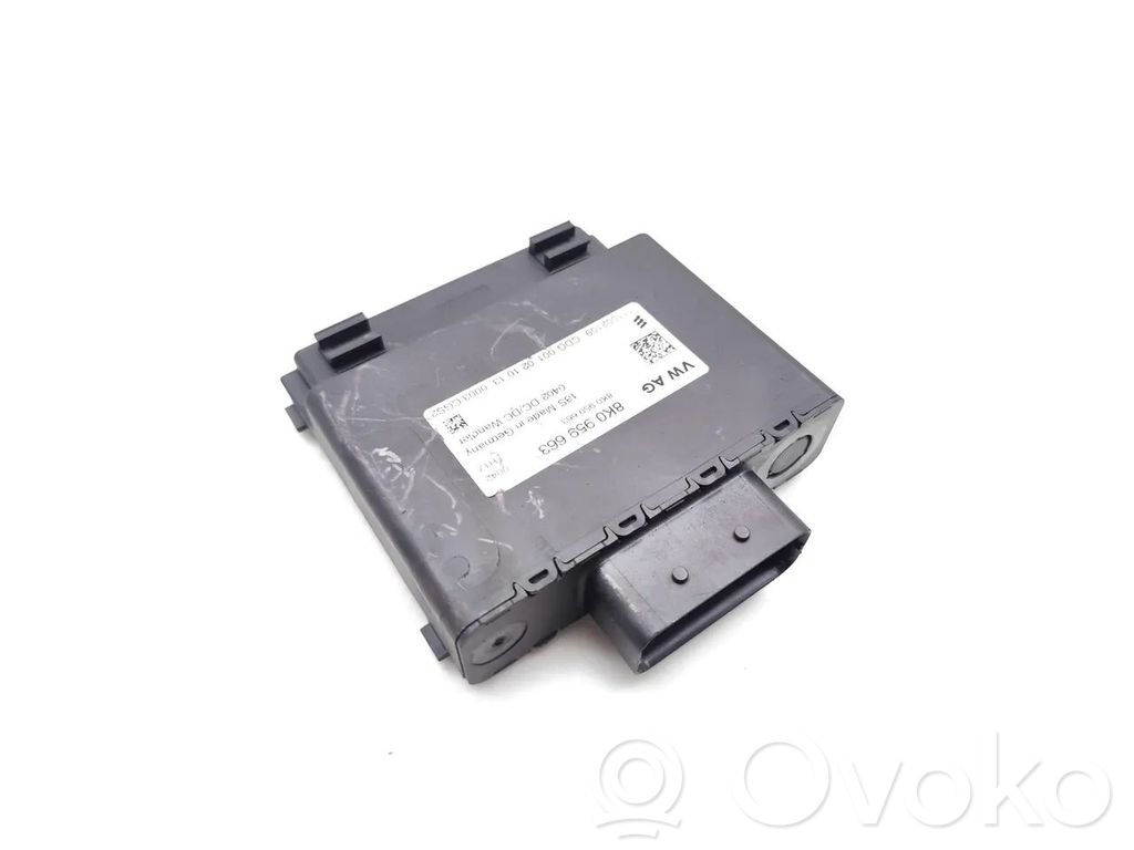 Audi A4 S4 B8 8K Convertisseur / inversion de tension inverseur 