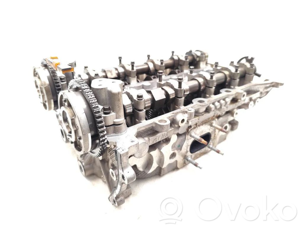 Opel Insignia B Engine head 