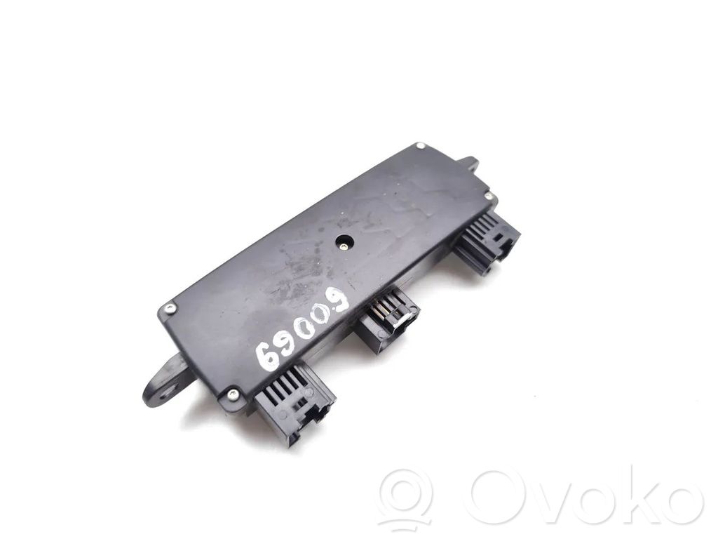 BMW 7 E65 E66 Stūres pastiprinātāja vadības bloks 