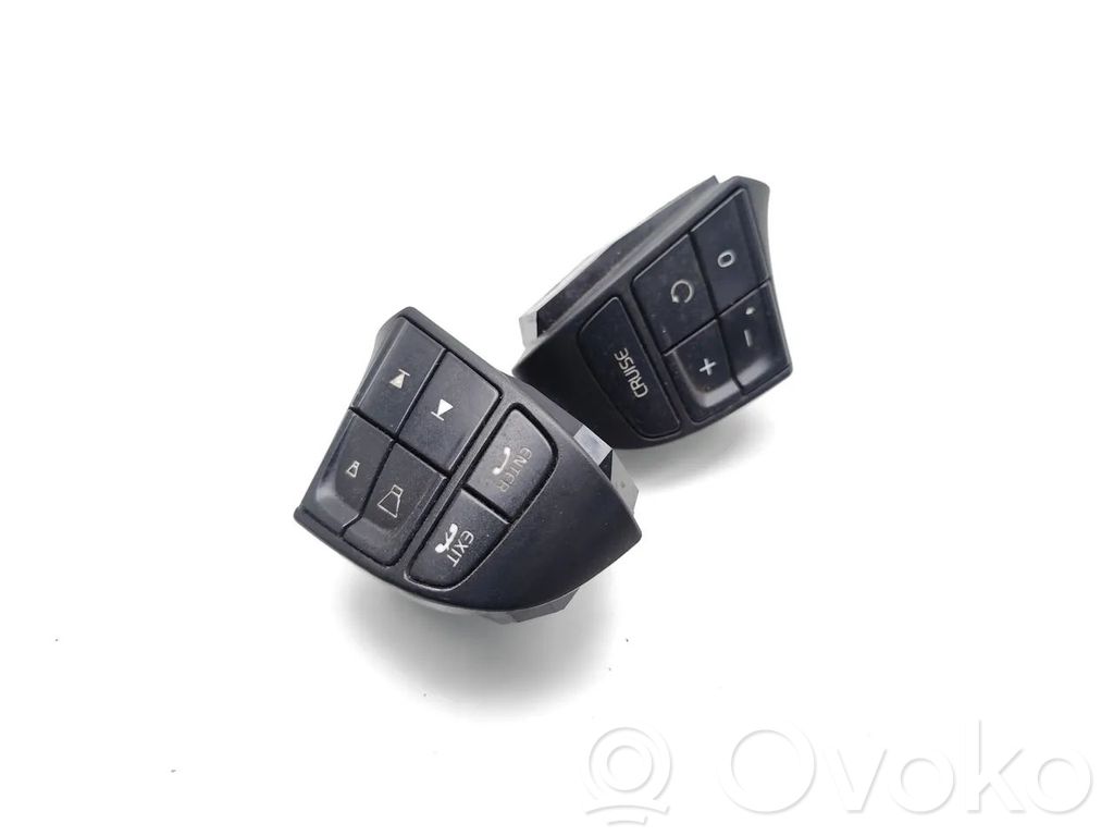 Volvo C30 Кнопки рулевого колеса 