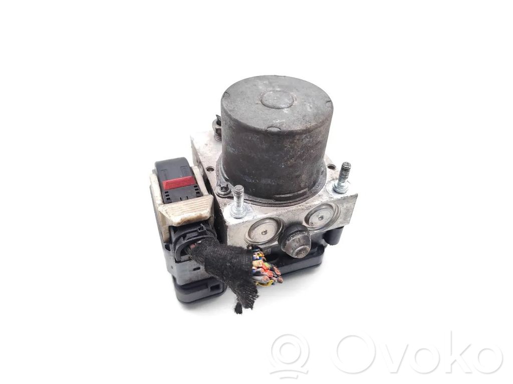 Opel Insignia B ABS bloks 
