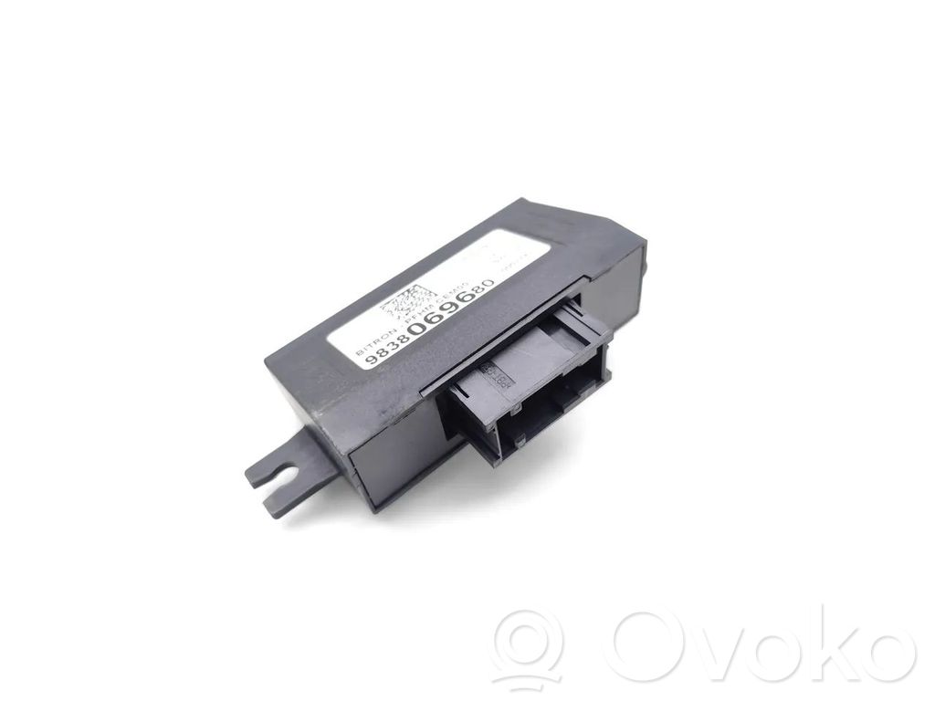 DS Automobiles 9 Door control unit/module 
