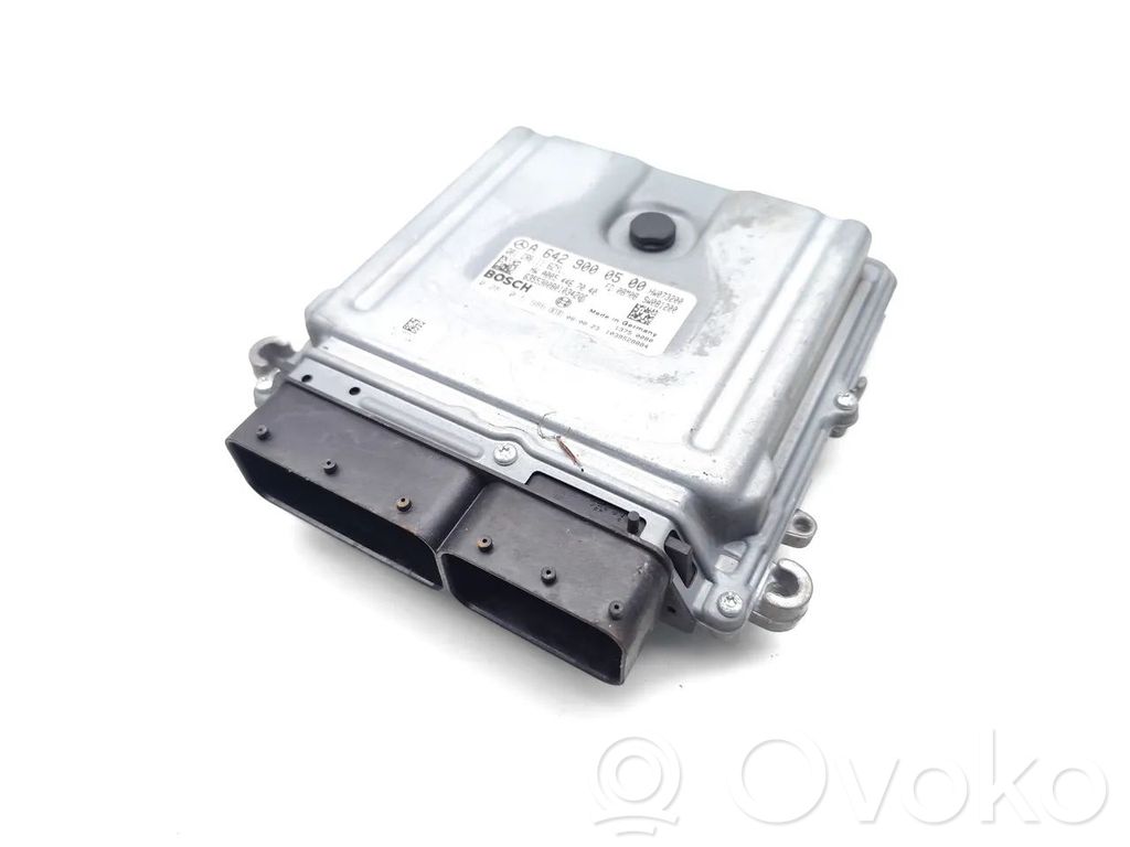 Mercedes-Benz C W203 Engine control unit/module 