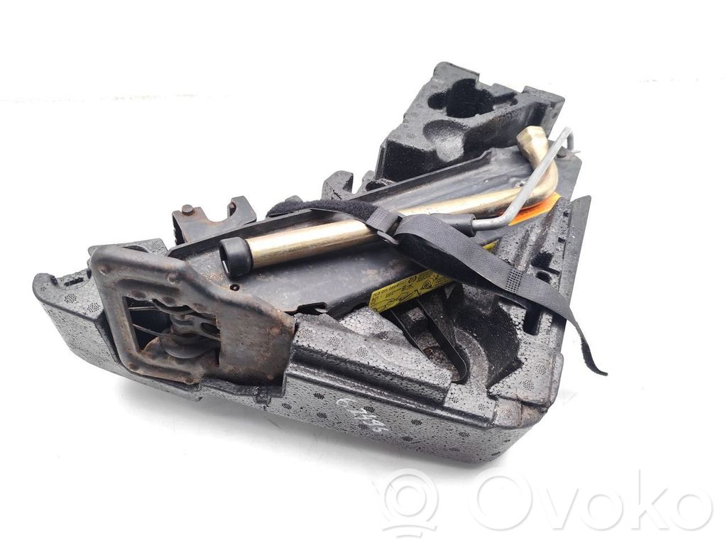 Audi Q7 4L Cric di sollevamento 