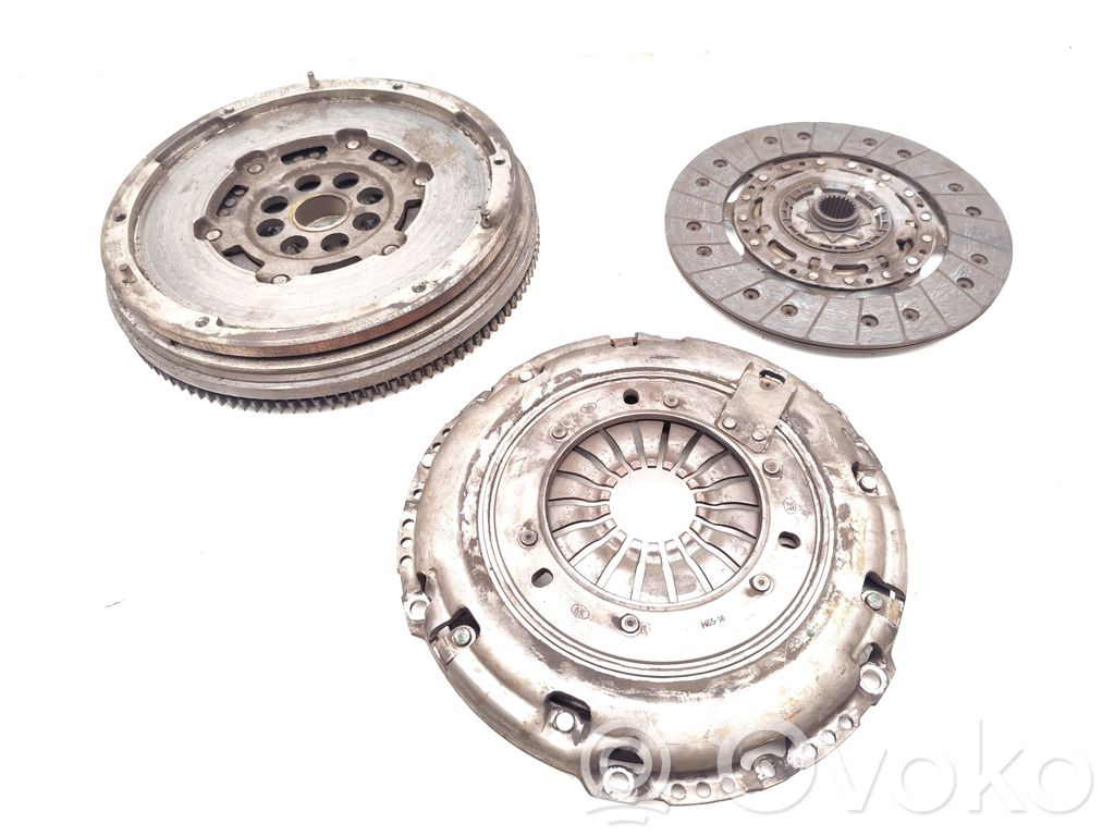 Ford Kuga II Kit d'embrayage 
