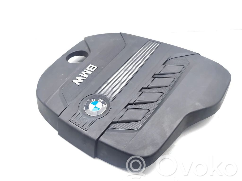 Couvercle cache moteur   7811024,13717811024,15671610