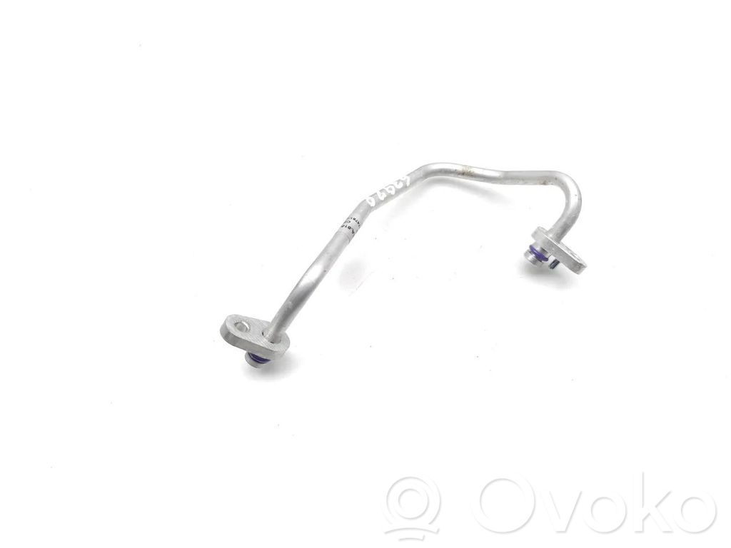 Audi Q4 e-tron Ilmastointilaitteen putki (A/C) 