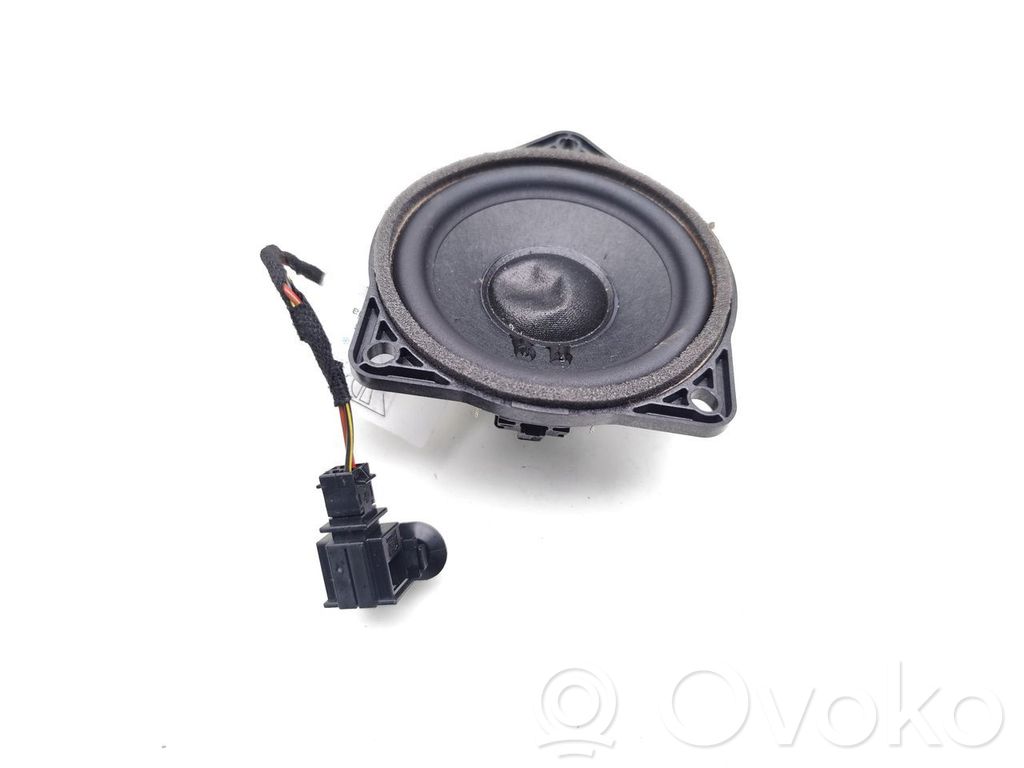 Porsche Taycan 9J1 Altavoz de la puerta trasera